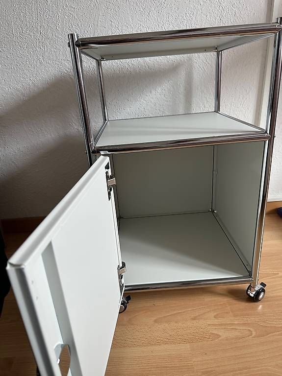 Banconi: Tchibo CN3 Metall-Rollcontainer mit Klappe  Weiss  – Usato da Stäfa venduto da Whithy 1