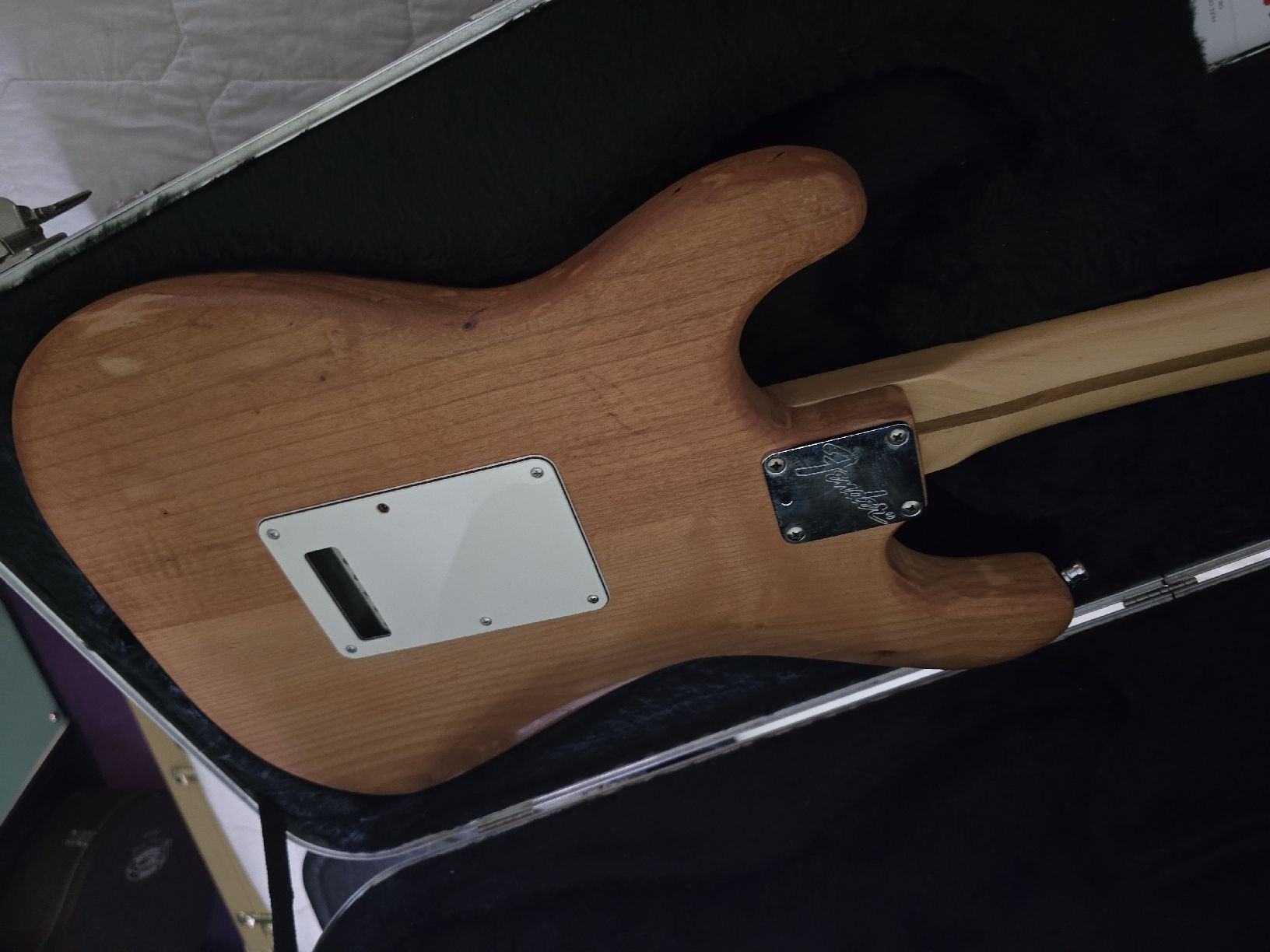 Fender Strumenti musicali: FENDER STRATOCASTER VON 1983/84 ... GEM. BILDER ... – Usato da Zürich venduto da Antiquedealer 2