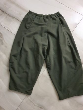 Pantalon vert style pirate taille S.
