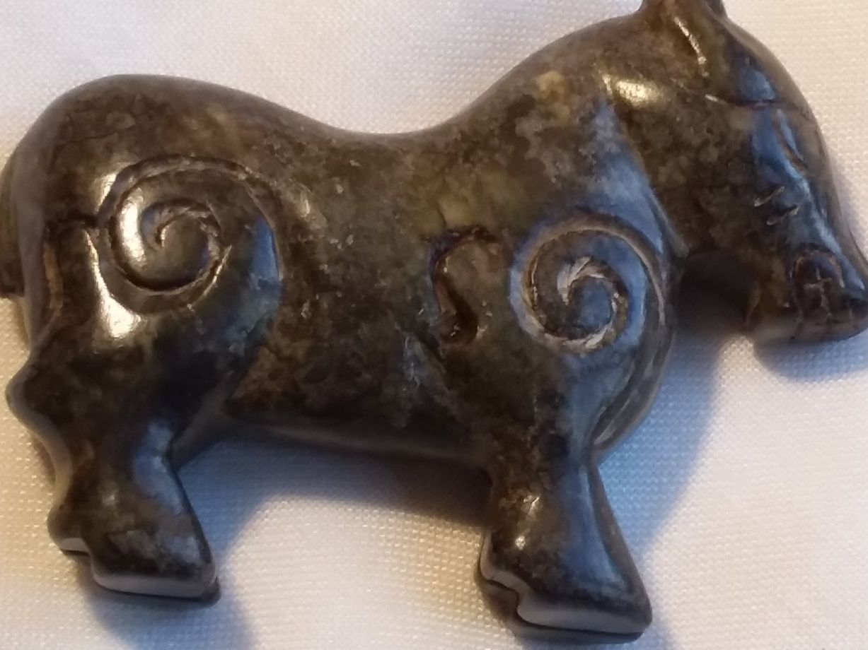 Statuette: Antike handgeschnitzte Jade Figur Pferd 19Jhd. China – Usato da Zürich venduto da sanwit