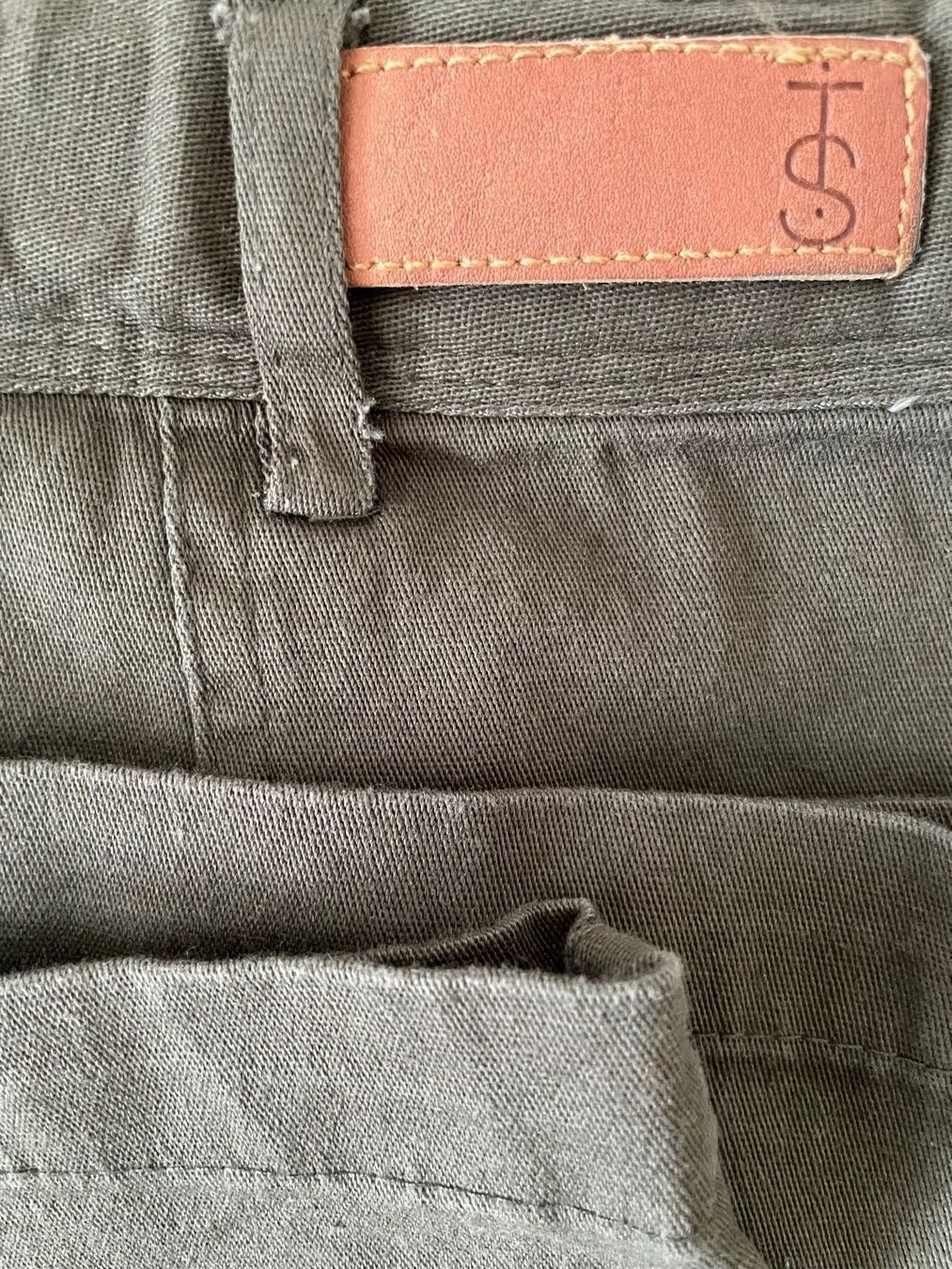 Kleiderpakete: Kleiderset. Tunika , zwei Hosen, Bluse – Neu (gemäss Beschreibung) aus Glattpark-Opfikon von Anahita-R 3