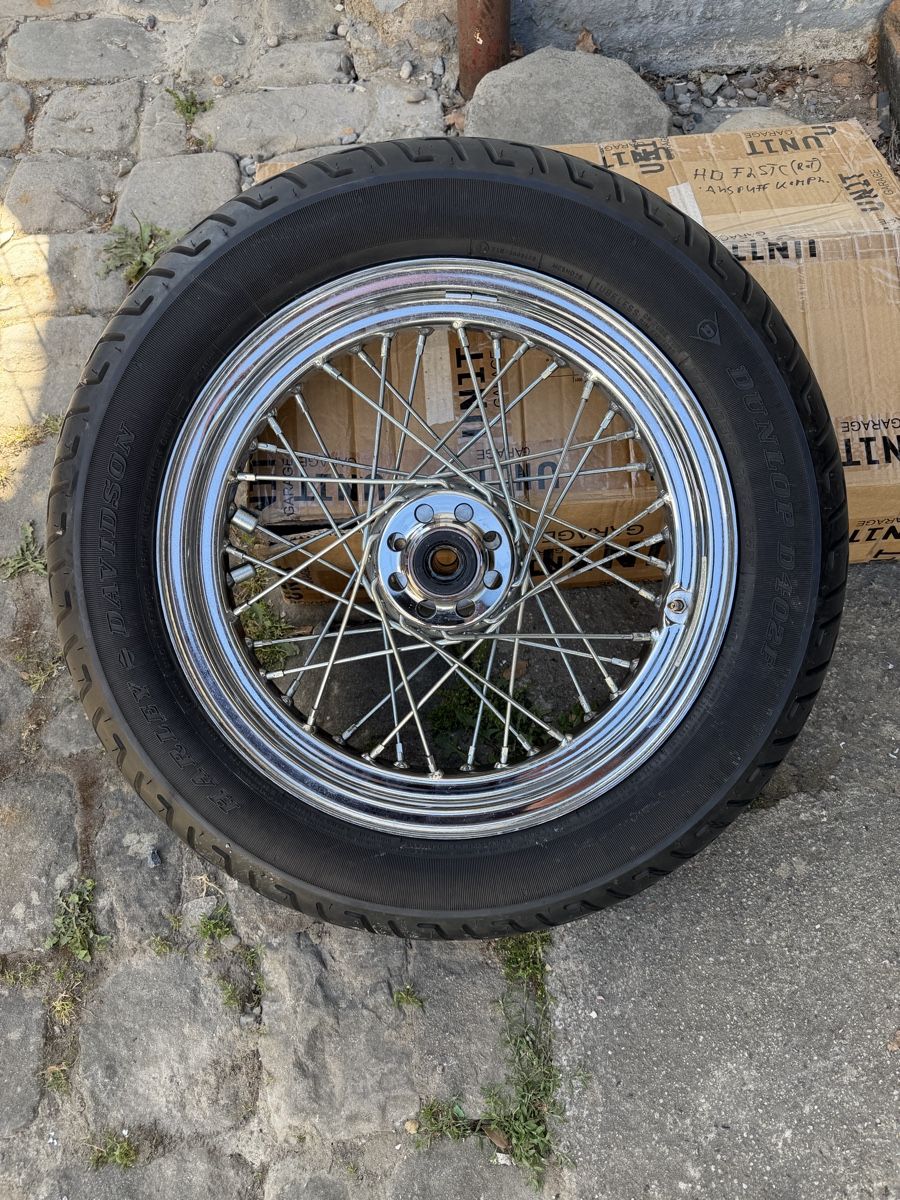 Harley-Davidson Cerchioni: Harley Davidson FLSTC Heritage Softail Vorderes Speichenrad – Usato da Dagmersellen venduto da seat89