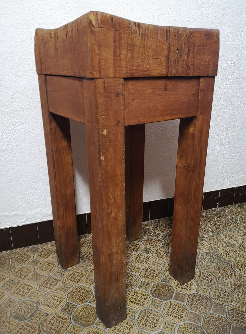 Articoli in legno: Billot de boucher en bois – Usato da Conthey venduto da Cathlouz 4