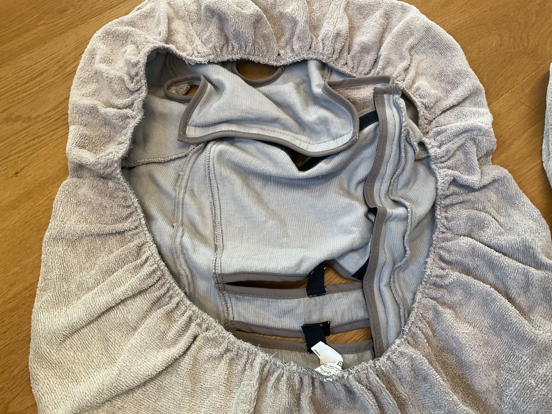 Maxi-Cosi Seggiolini per auto: Kindersitzbezug von Maxicosi, 2 Stück – Usato da Niederteufen venduto da sicmu 5