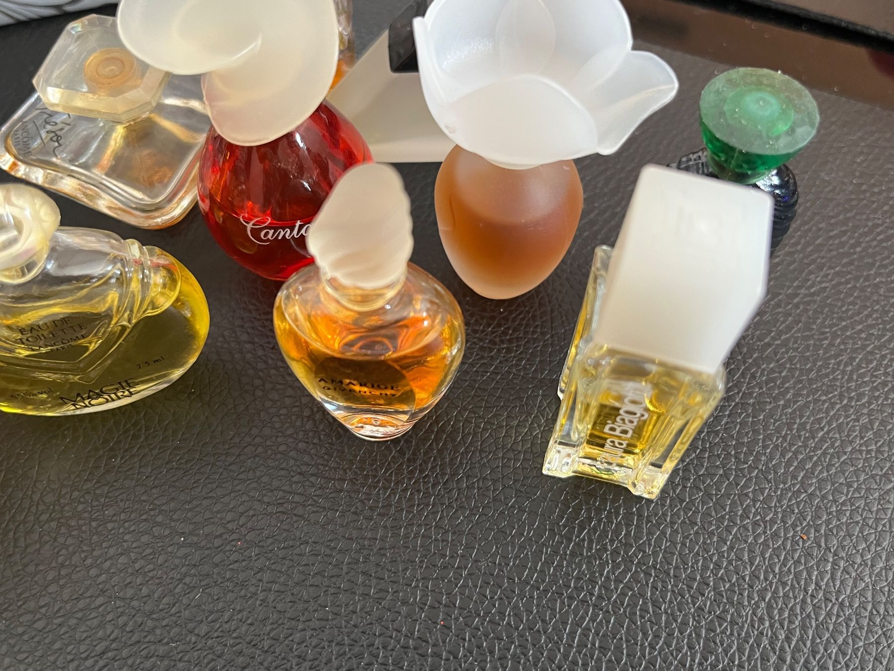 Profumi & Eau de Toilette: 15 stk Miniaturen Parfum – Usato da Neuenhof venduto da Mastermind-73 3