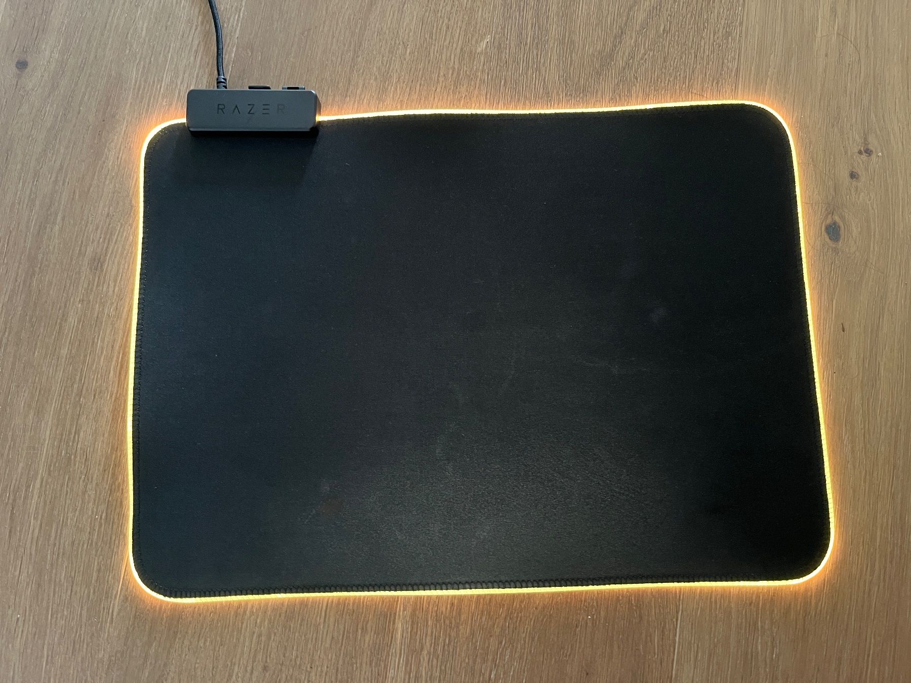 Razer Tapis de souris: Gaming Mousepad Razer RGB light (various colours) – D'occasion à Bottmingen par petertrybus 5