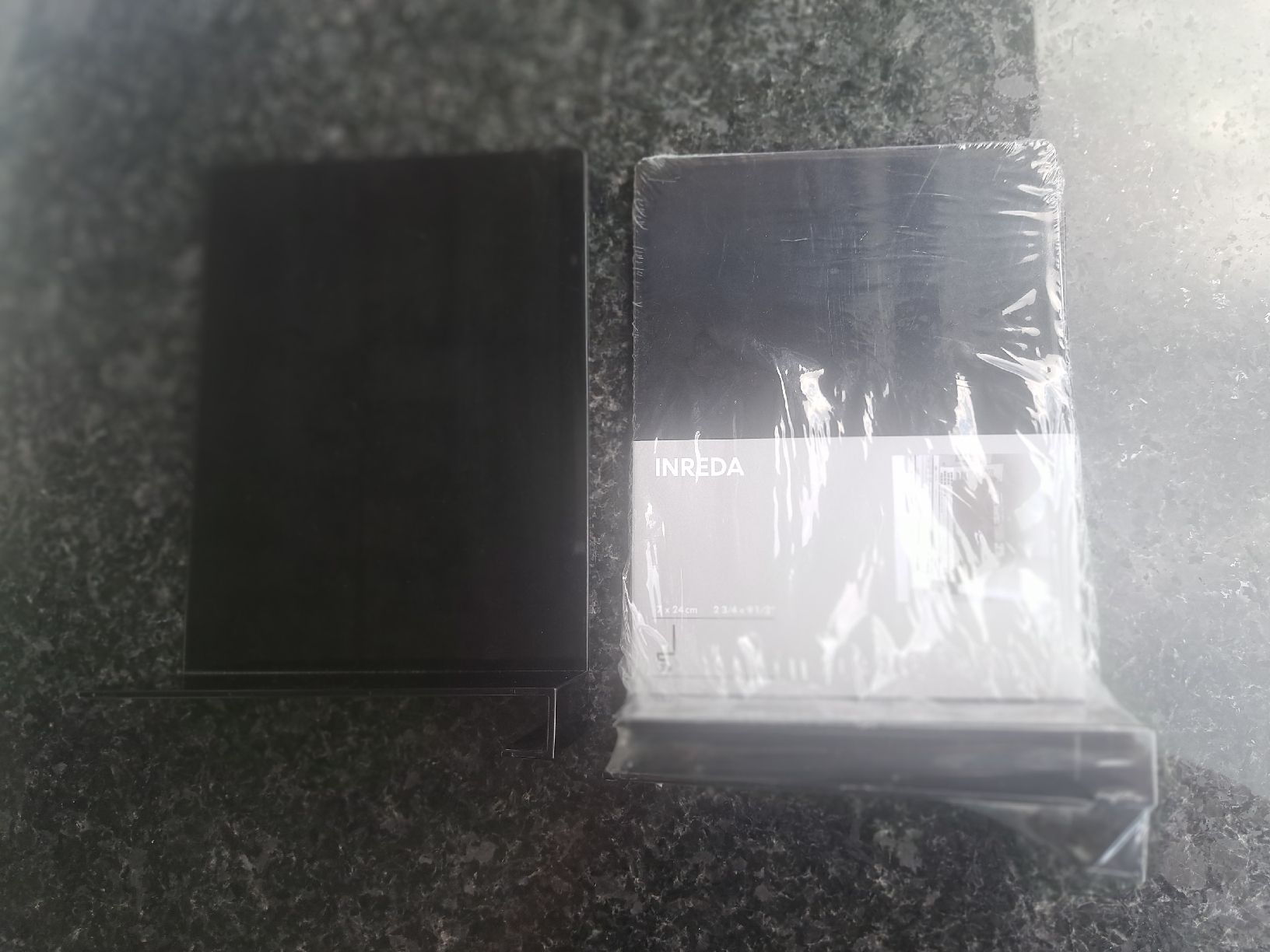 Ikea Sonstige Dekorationen & Accessoires: IKEA INREDA,  Buchstütze, schwarz, Plastik – Neu und originalverpackt aus Weisslingen von Horvi_09 2