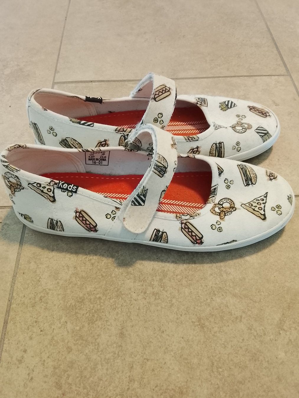 Schuhe für Mädchen: Schuhe Keds Gr. 37 (neu) – Gebraucht aus St. Gallen von Okonomyiaki 1