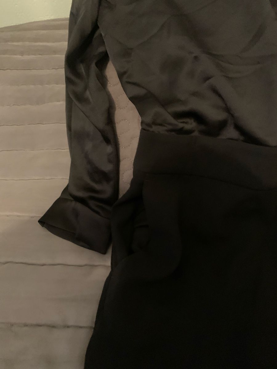 H&M Tute: Jumpsuit H&M; schwarz/ Satin, Grösse 46 – Usato da Rikon im Tösstal venduto da miarosen 7