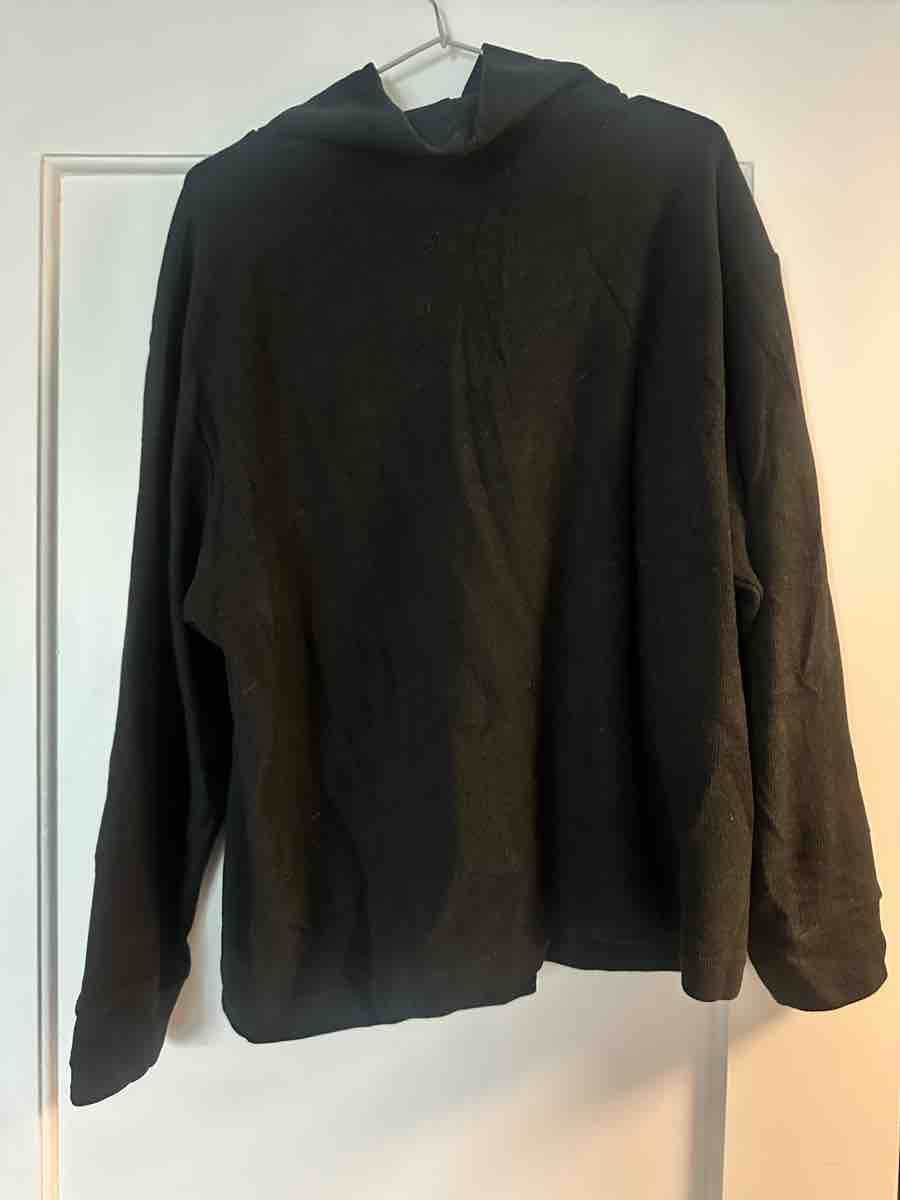 Uniqlo Maglioni & Felpe: Pullover mit Stehkragen schwarz – Usato da Basel venduto da alinaa95 3