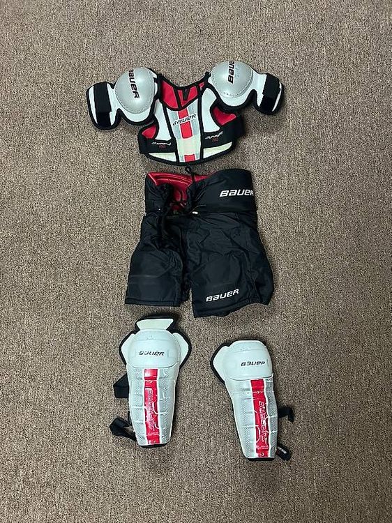 Ensemble de hockey pour jeunes – Équipement intérieur et extérieur de 70 cm, couleurs rouge, bleu, jaune | Activité d'entraînement motrice pour les de