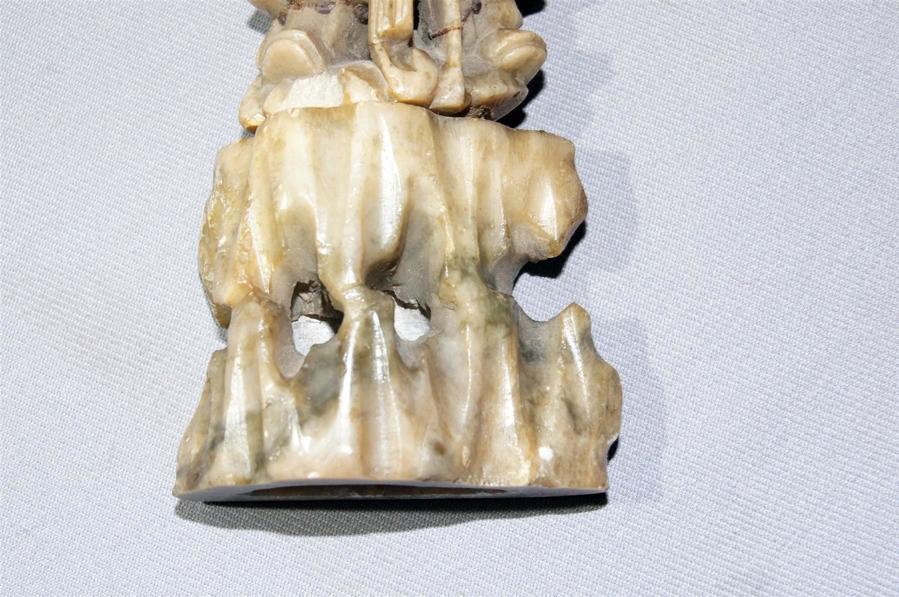Statuette: Specksteinfigur eines Bettelmönchs – Usato da Geroldswil venduto da ARTEFACTO 4