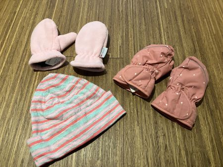 2 Paar Handschuhe und Mütze, Gr. 80 bis 92 🌸