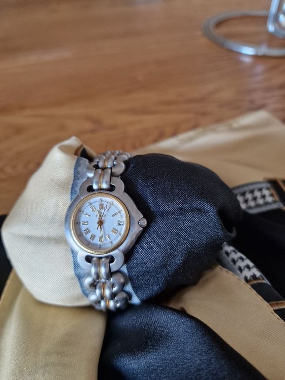 Montre Connectée Fossil DW7FI - Boîtier 42mm Acier Rose, Bracelet Acier Rose - Sans Chargeur