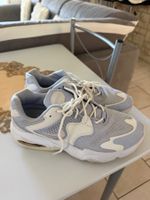 Baskets Nike Air Max gris taille 39 état occasion