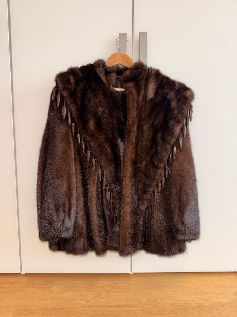 Nerz Giacche: Elegante Nerzjacke Grösse M – Nuovo (secondo la descrizione) da St. Gallen venduto da Elia750