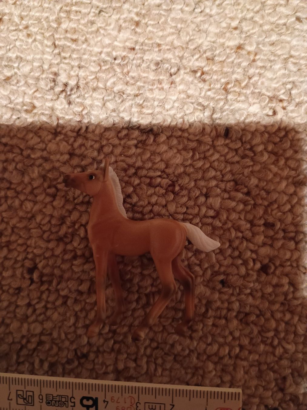 Statuette: BREYER Stablemates Fohlen, ca. 5 cm – Nuovo (secondo la descrizione) da Buchs AG venduto da ReaNaTsch 5