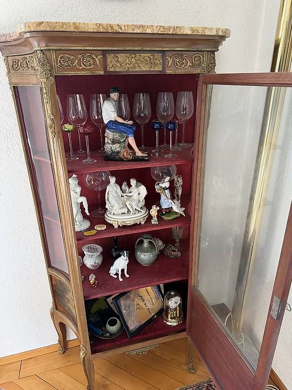 Vetrine: Französische Glasvitrine  – Usato da Bern venduto da dexter123 2