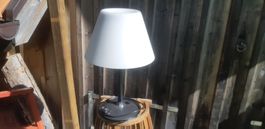 Wunderschöne schwere Tischlampe