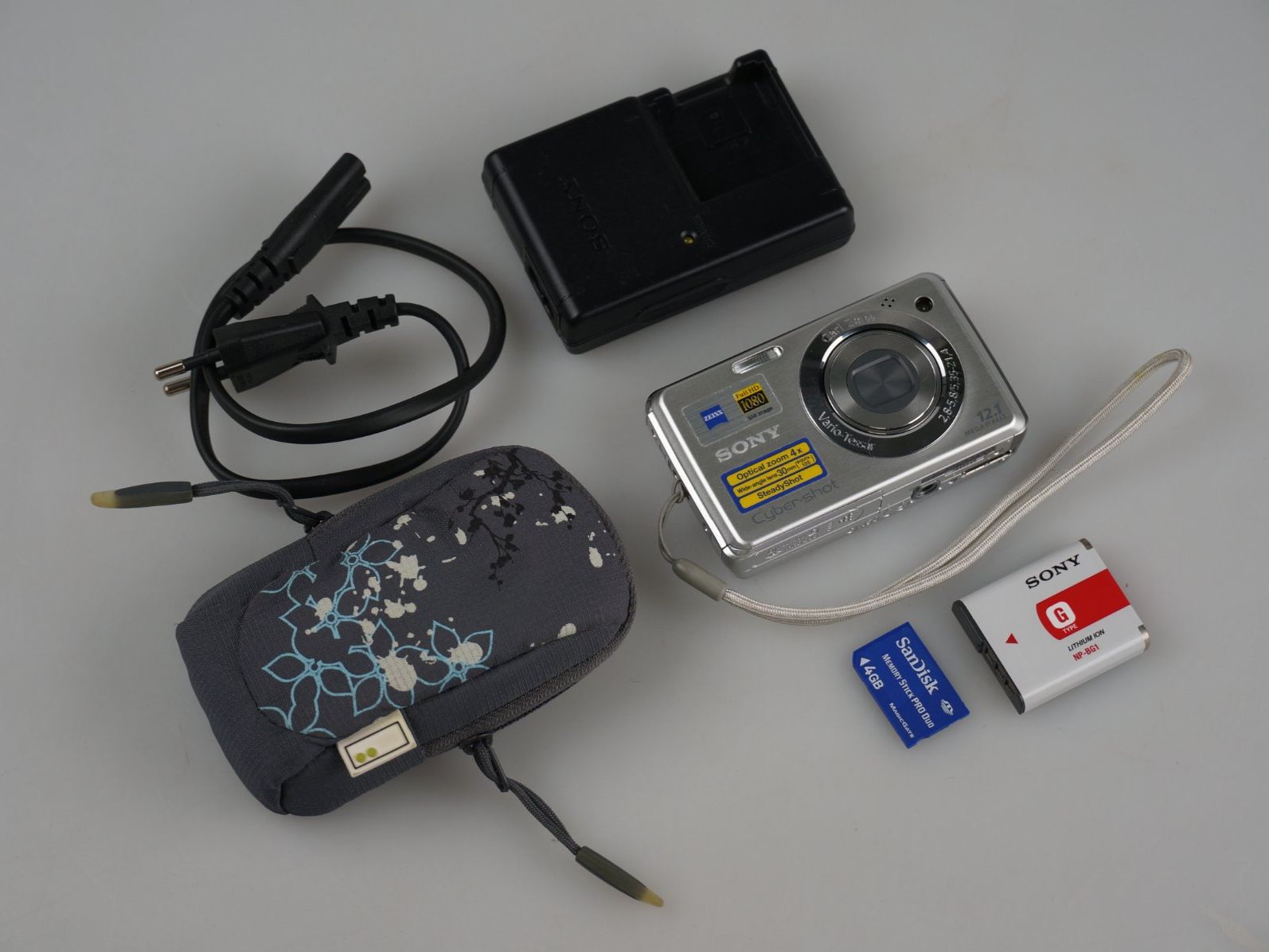 Sony Kamera: Sony DSC-W210 (Digital Kompaktkamera) – Gebraucht aus Rüti ZH von Restwert_Rueti_ZH