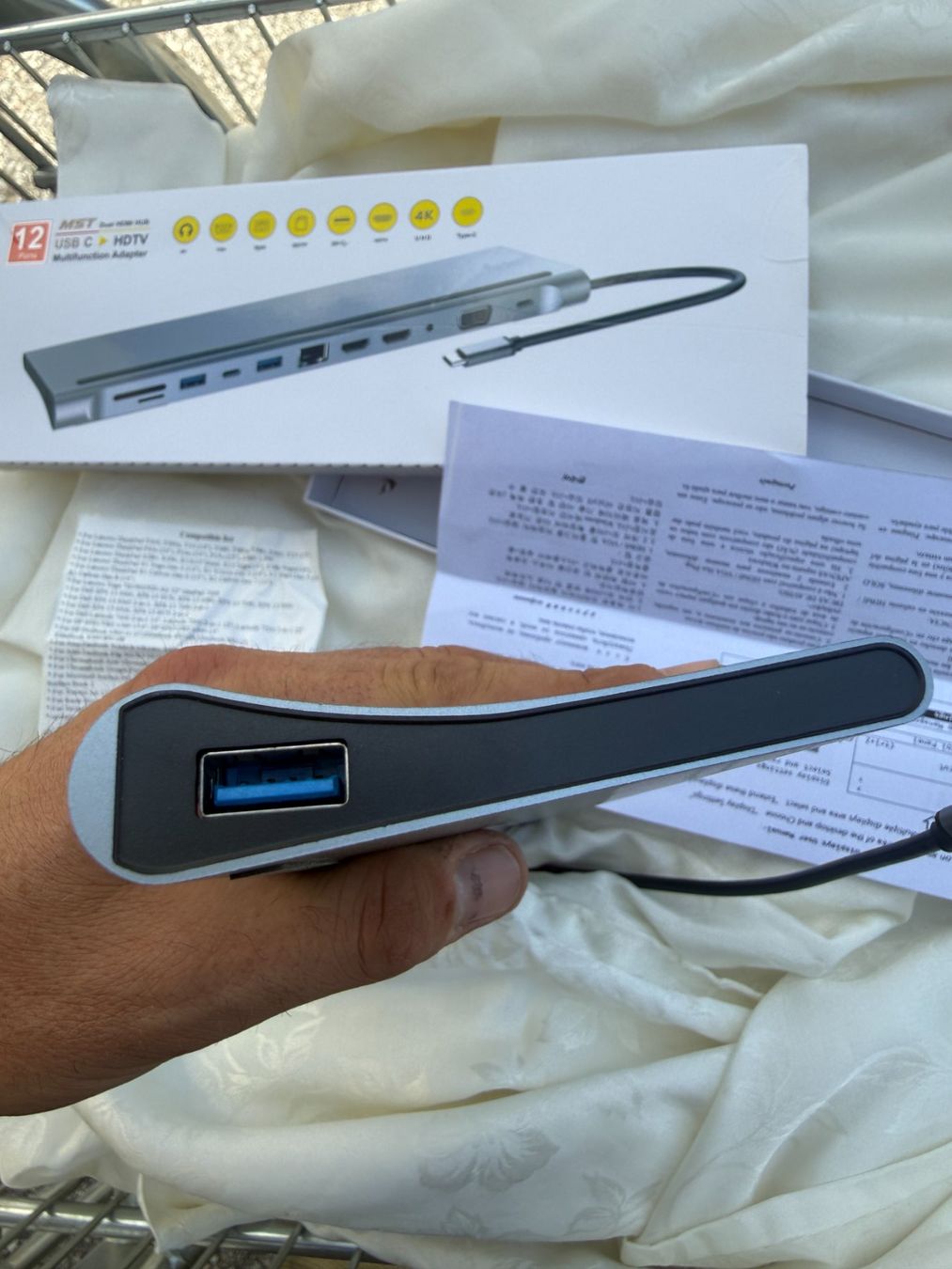Docking station: 12-in-1 USB-C Multifunktionsadapter Docking-Hub mit MST -NEU – Nuovo e nell'imballaggio originale da Vacallo venduto da cri_229f 2