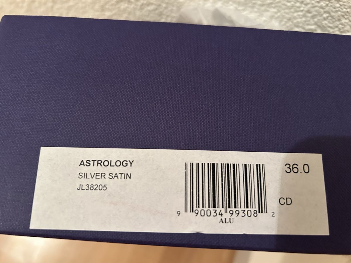 Stuart Weitzman Damenschuhe: Damenschuhe Stuart Weitzman Gr.36 – Gebraucht aus Zürich von keinweiss 2