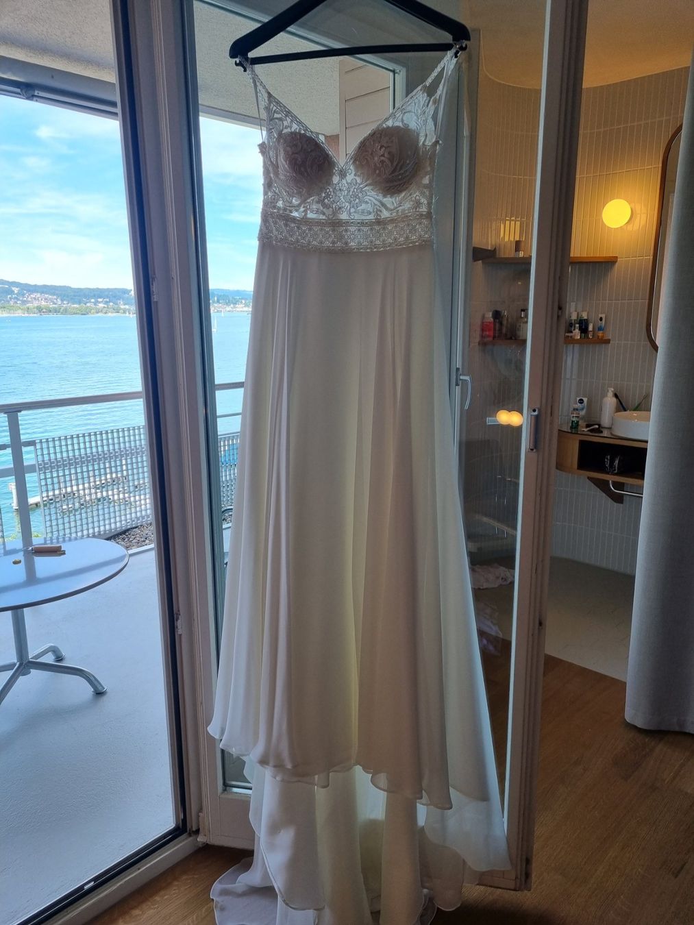 Vestiti: Brautkleid – Usato da Zug venduto da Sele92 3