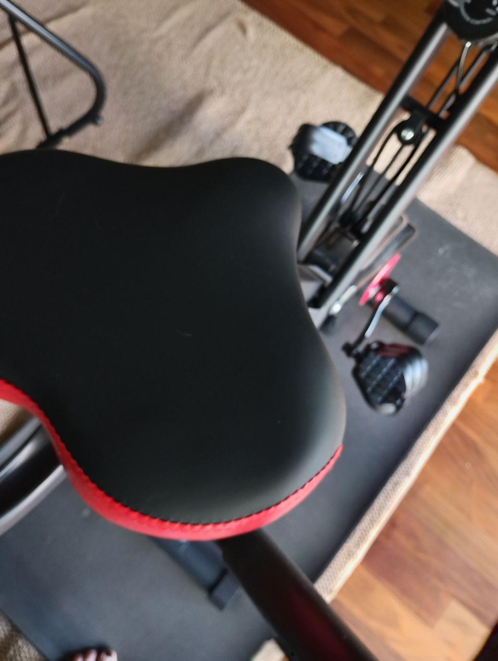 Vélos d'appartement: Heimtrainer mit Ergometer – D'occasion à Jona par Manuella_ 4