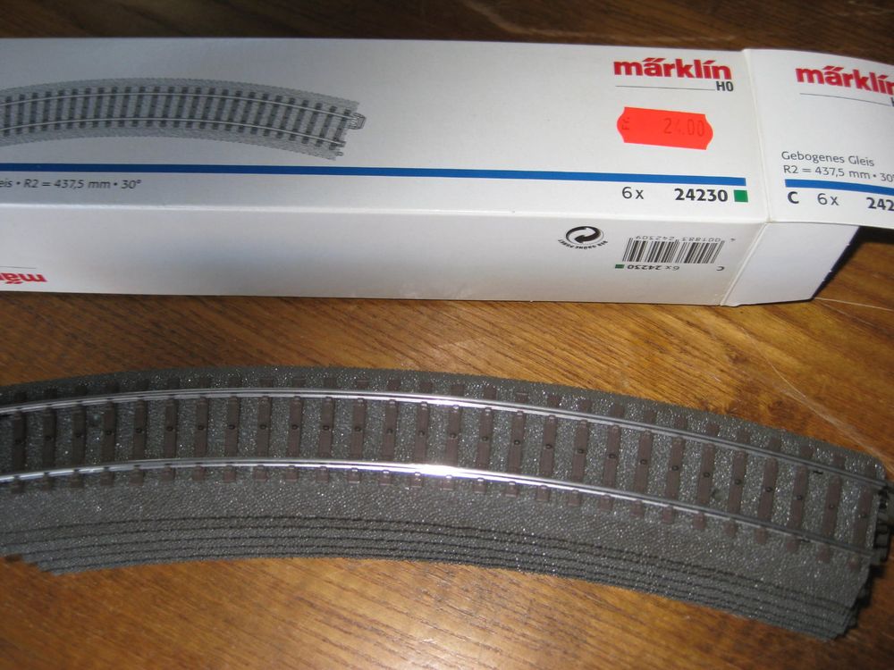 Märklin C-Gleis 6 Stk. R2, 24230 (Gebraucht) in Fehraltorf für CHF 11