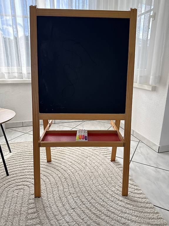 Cavalletti: Kinderstaffelei / Doppelseitige Maltafel aus Holz Ikea – Usato da Bichwil venduto da salagor