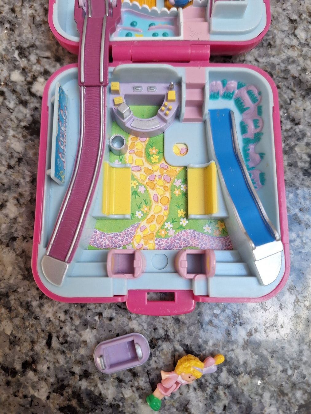 Polly Pocket Carillon: Polly Pocket  Polly World 100% – Usato da Möhlin venduto da teddybaer8 2
