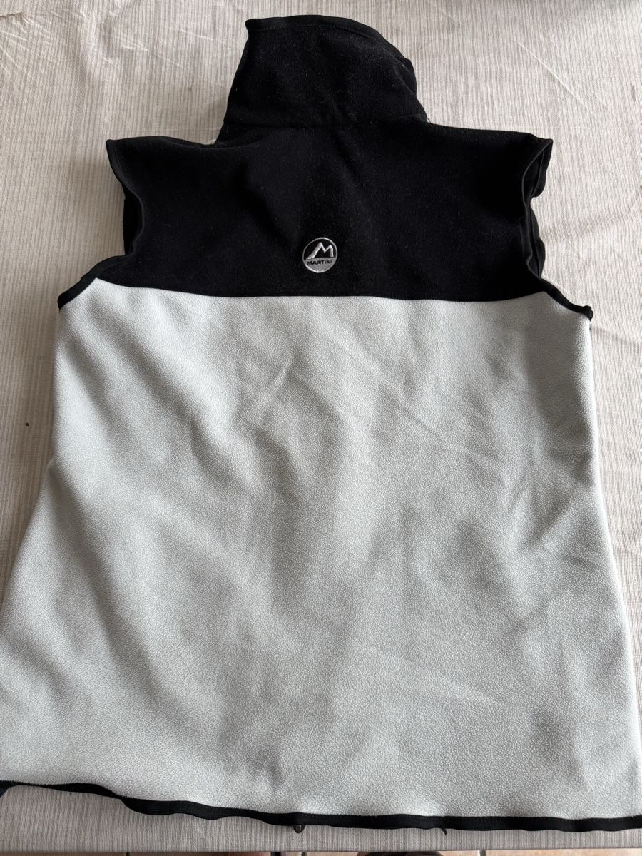 Gilet & Giacche senza maniche: Gilet Damen – Usato da Strada venduto da Betflo 4