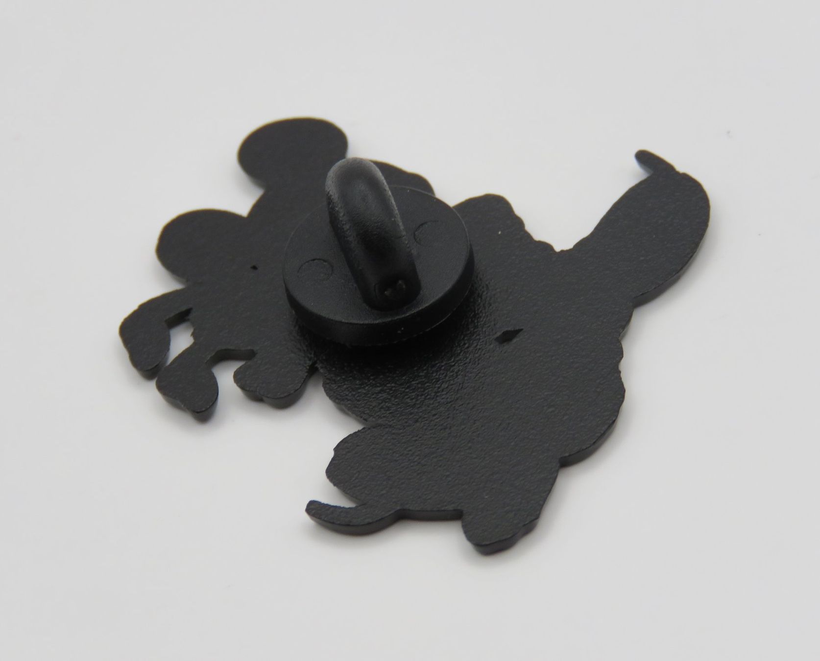 Spille & Fermagli: Ansteck Pin - MICKY und PLUTO - Emaille - 3x3cm – Nuovo e nell'imballaggio originale da Grenchen venduto da Yamahwildstar16 3