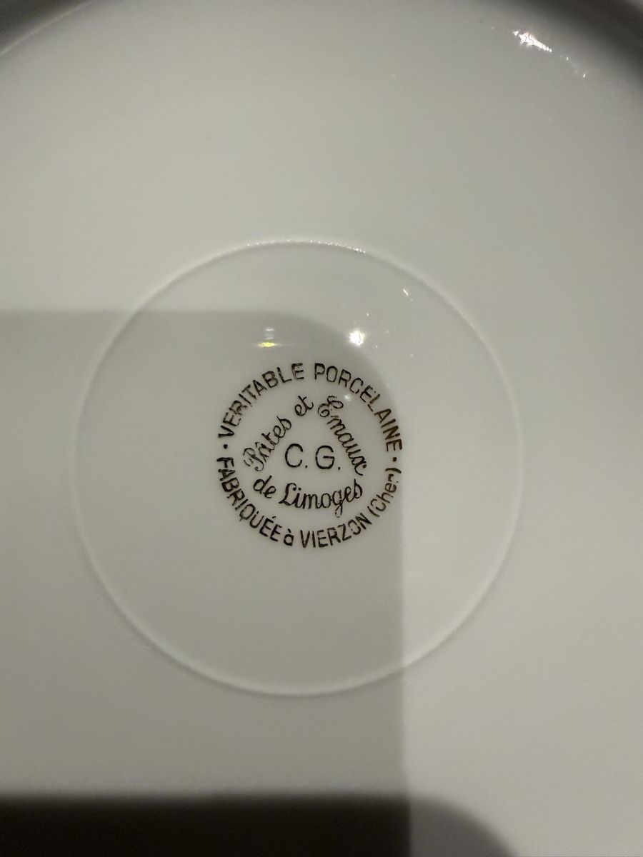 Set di piatti: Porcelaine de Limoges – Usato da Estavannens venduto da davy80 6