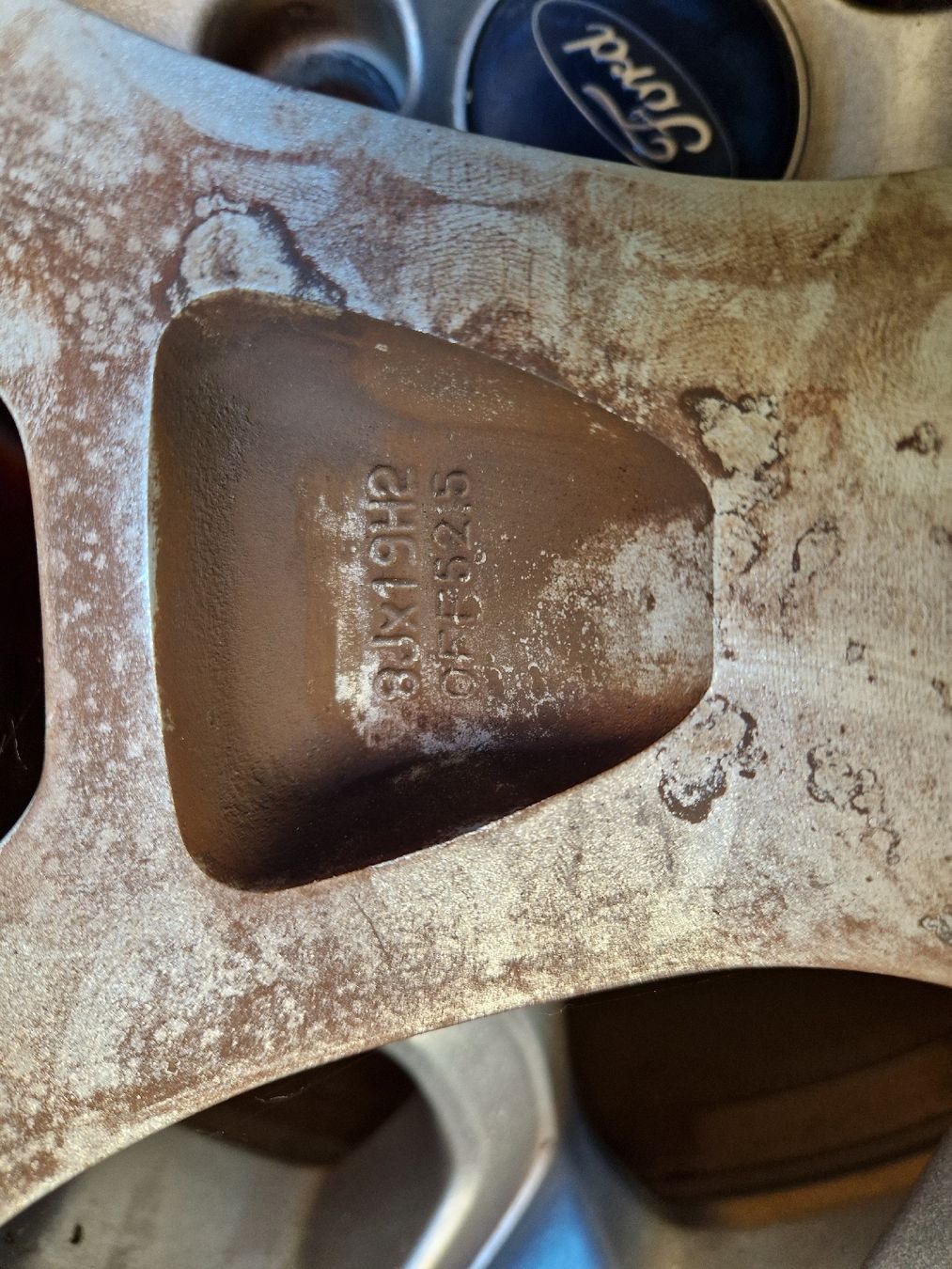 Pneumatici & Ruote complete: Original Ford Kuga Felgen – Usato da Schwanden GL venduto da rcont 2