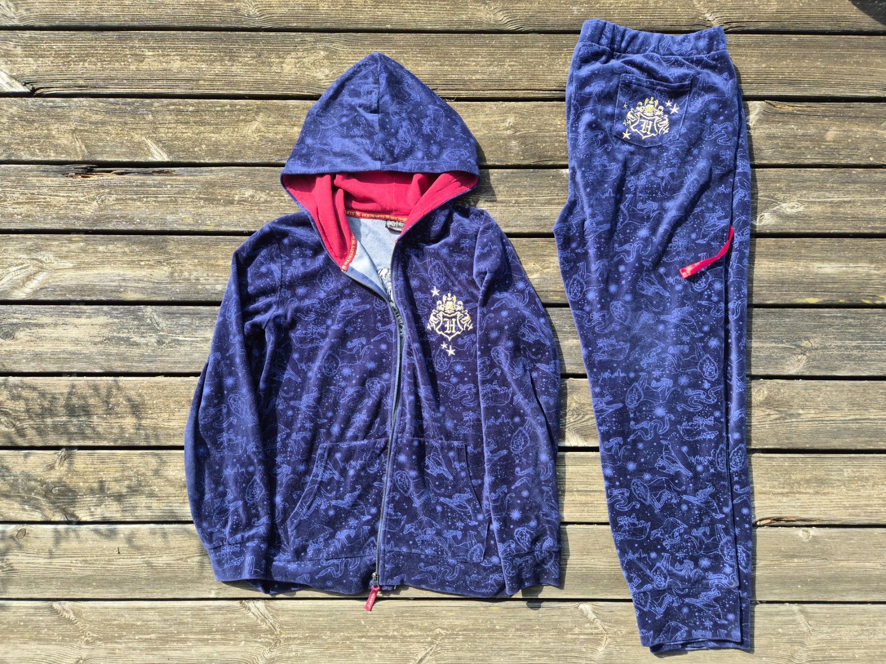 Lotti di vestiti: Harry Potter Jogginganzug "Hogwarts" Grösse XXL Oversize – Usato da Bassersdorf venduto da retrolab 2