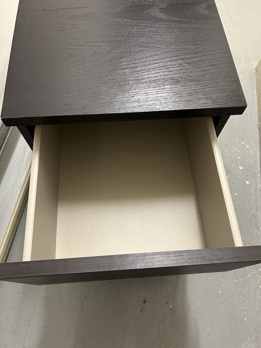 Tables de nuit: Side table with 2 drawers – D'occasion à Zürich par Sophie0569 3