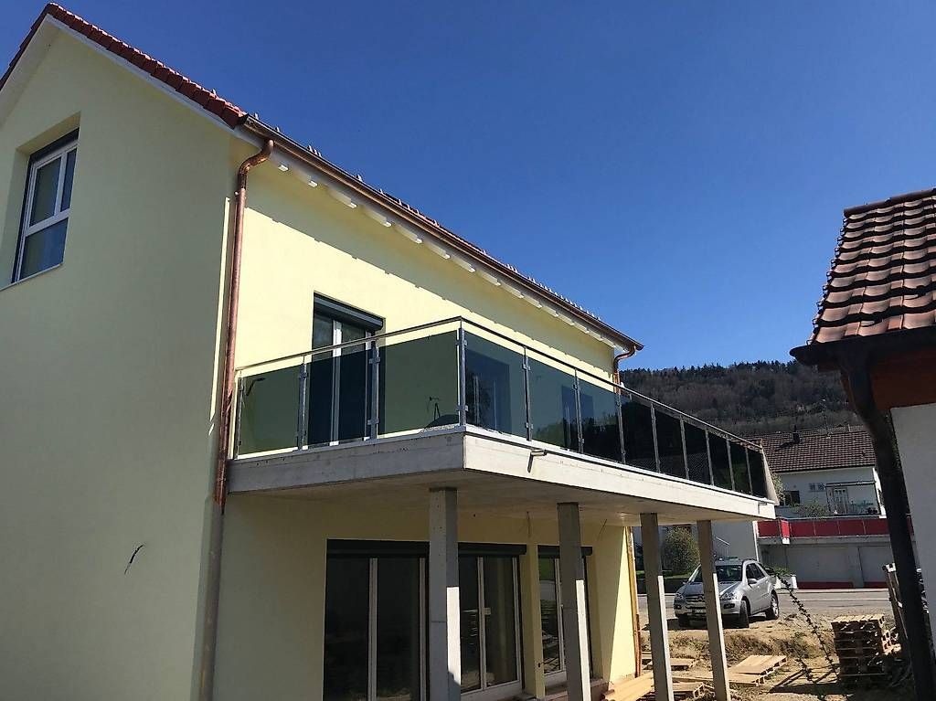 Ringhiere: Edelstahl-Glasgeländer – Usato da Thürnen venduto da schmiede11