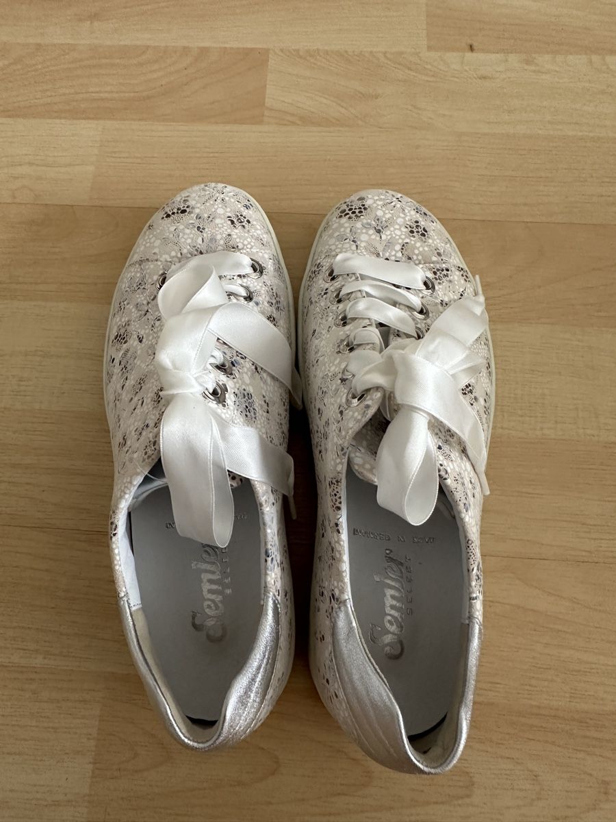 Scarpe da donna: Semler Sneaker, Gr.39,5 Frühling! – Nuovo e nell'imballaggio originale da Weinfelden venduto da kam_jxz5 1