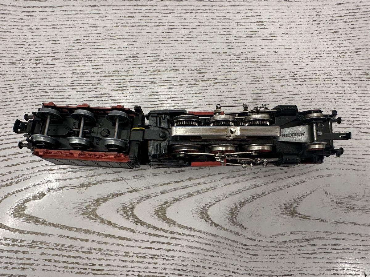 Märklin Modellini di ferrovie: Märklin 3003 DB BR 24 mfx digital – Usato da Lupsingen venduto da New-Haven 7