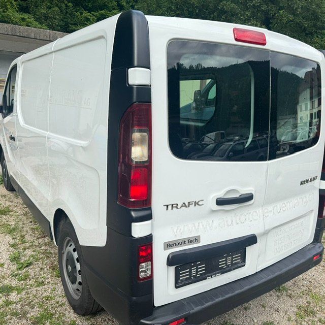 Renault Nutzfahrzeuge: Renault Trafic 3 dci120 – Gebraucht aus Courrendlin von alu_r525 2