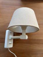 süsse kleine Wandlampe weiss-beige