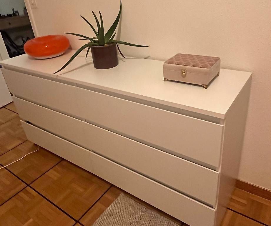 Jysk Cassettiere: Commode de chambre en très bon état / Bedroom dresser – Usato da Genève venduto da Luisa_Oliv 1