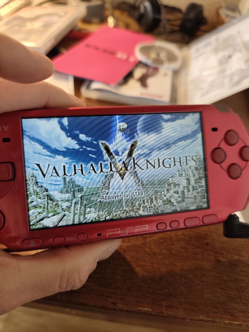 Sony Giochi: Valhalla Knights jeu PSP avec notice RPG – Usato da Moléson-s-Gruyères venduto da Greg2707 9