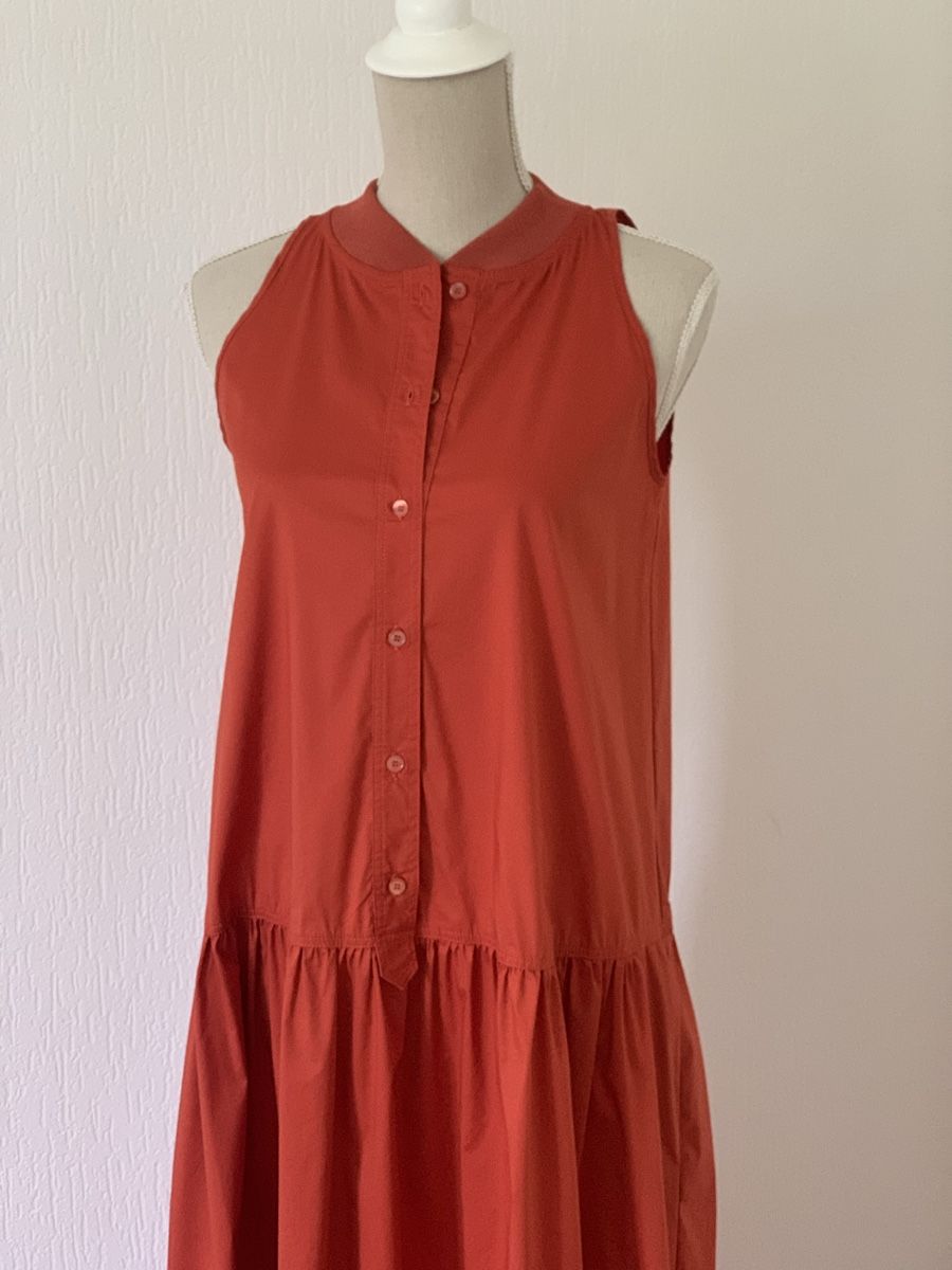 Liviana Conti Vestiti: Robe Liviana Conti neuve  – Nuovo e nell'imballaggio originale da Gland venduto da TallyEva 1