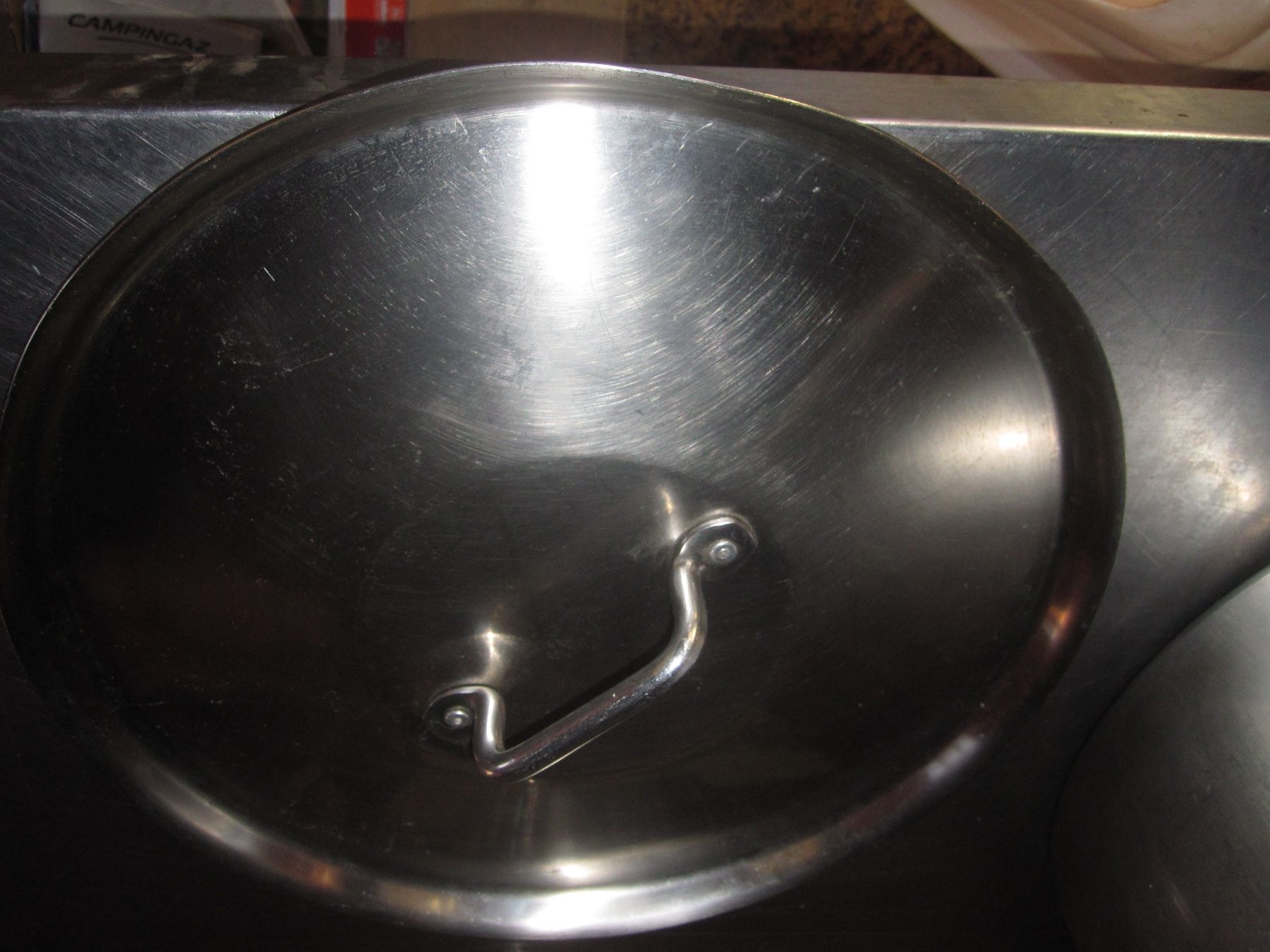 Cucine complete: Marmite  inox. + couvercle  30L – Usato da Ravoire venduto da feylet 1
