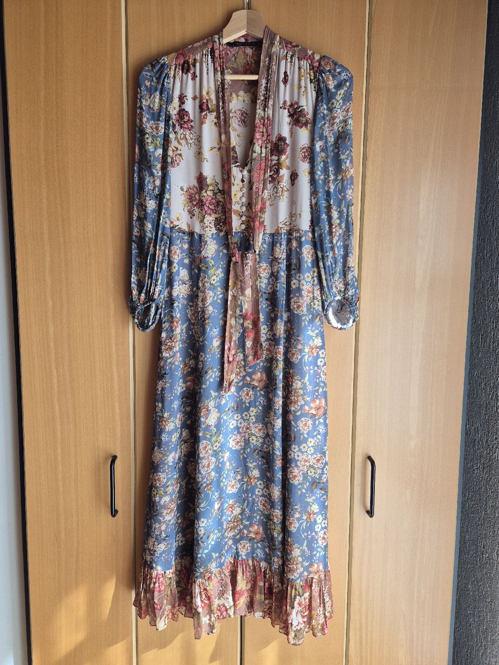 Zara Kleider: ZARA WOMAN Maxikleid mit floralem Patchwork-Muster – Neu (gemäss Beschreibung) aus Pfeffingen von Elegant_trend 1