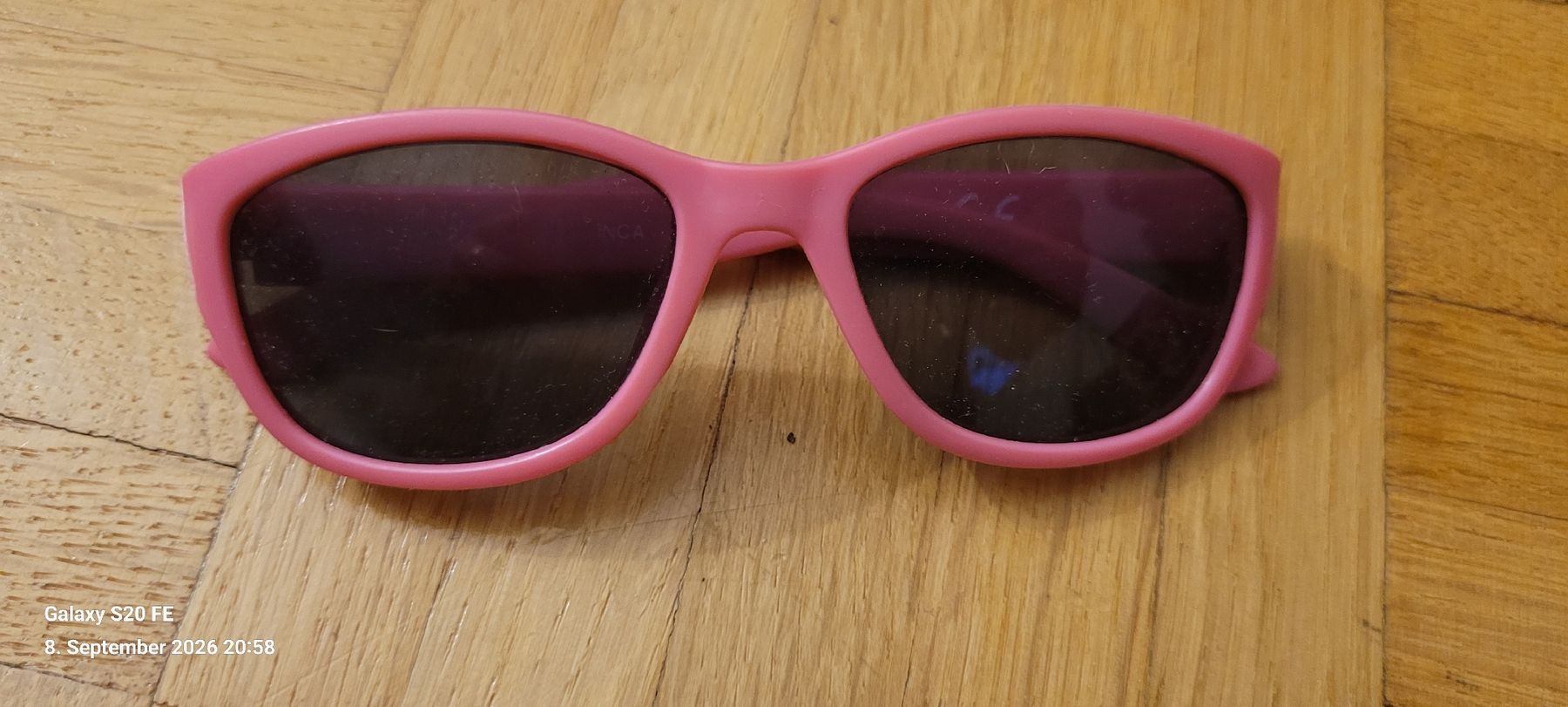 Occhiali & Lenti: Kleinkind Sonnenbrille pink – Usato da Basel venduto da regboo