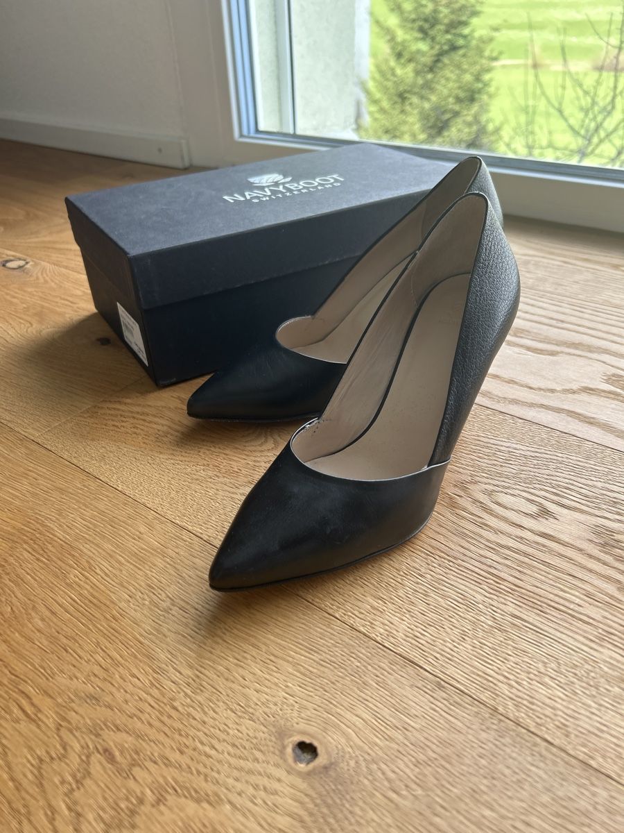 Navyboot Damenschuhe: Schuhe – Neu und originalverpackt aus Kirchberg SG von irirob