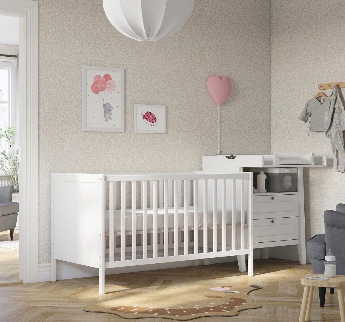 Ikea Letti: Sundvik Babybett mit Matratze – Usato da Rüschlikon venduto da Lesana82 2